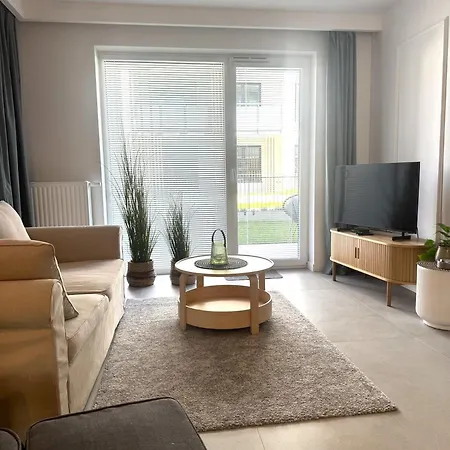 Podczele, Z Tarasem, Ogródkiem I Garażem Podziemnym Apartamento *